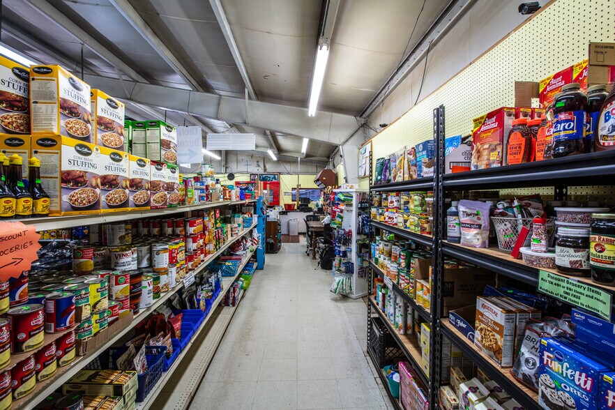 More Photos Of 118 4th ave, Clark Fork Supermarket For Sale