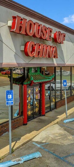 More Photos Of 2526 Dawson Rd, Albany Storefront For Lease