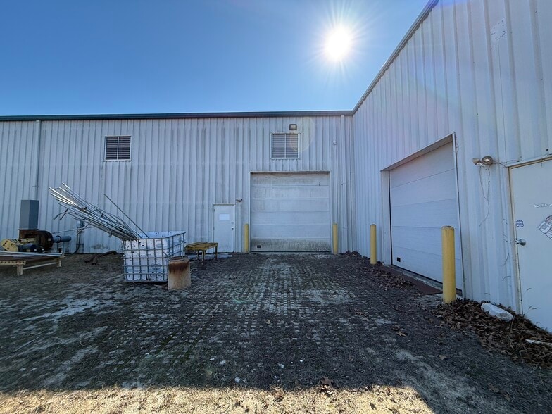 More Photos Of 1400 N Mill Rd, Vineland Warehouse For Sale