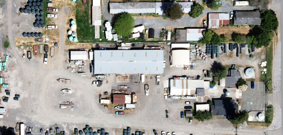More Photos Of 4135-4137 Santa Rosa Ave, Santa Rosa Warehouse For Lease