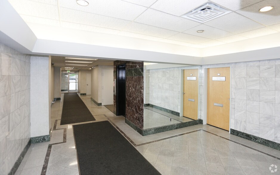 More Photos Of 333 Jericho Tpke, Jericho Office For Lease