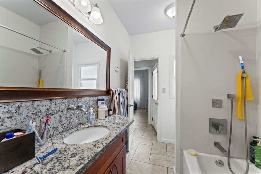 More Photos Of 74 Pearl St, Oakland Apartments For Sale