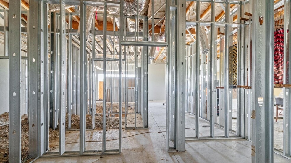 More Photos Of 2621 S Chestnut Ave, Fresno Freestanding For Sale