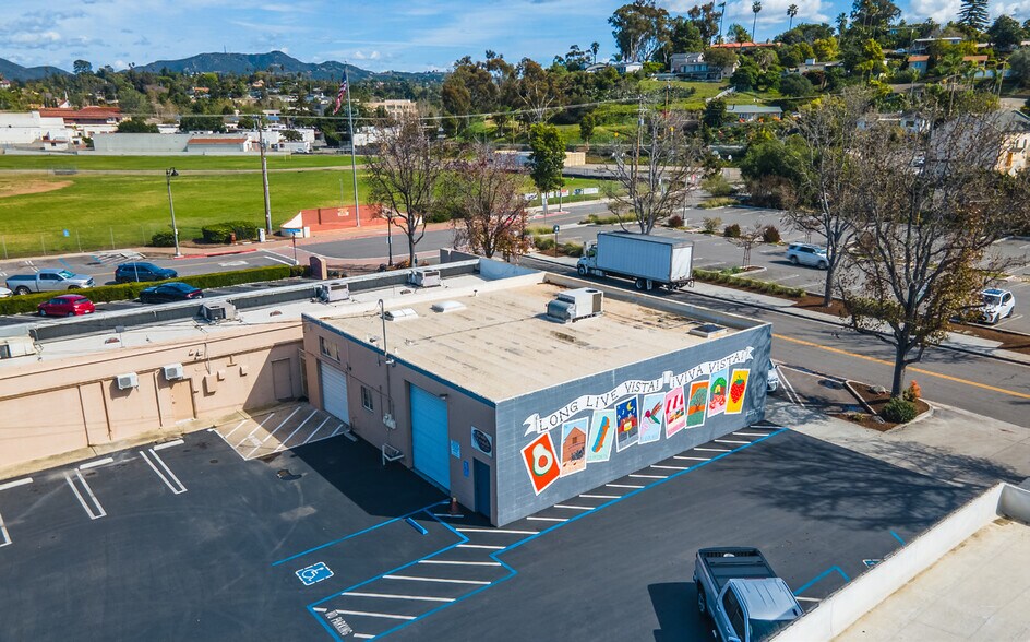 More Photos Of 350 E Broadway, Vista Storefront Retail Office For Lease