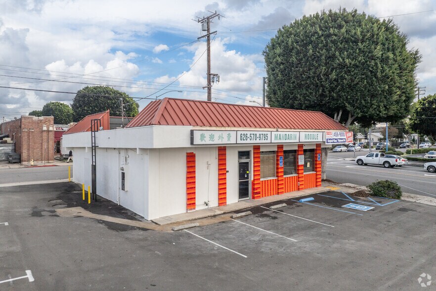 Primary Photo Of 701 W Garvey Ave, Monterey Park Restaurant For Lease