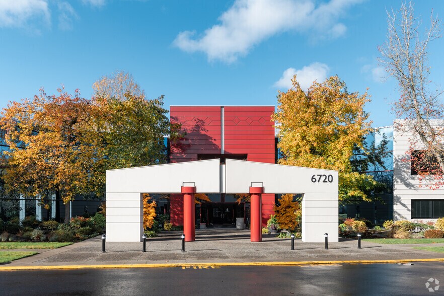 More Photos Of 6720-6740 Fort Dent Way, Tukwila Office For Lease