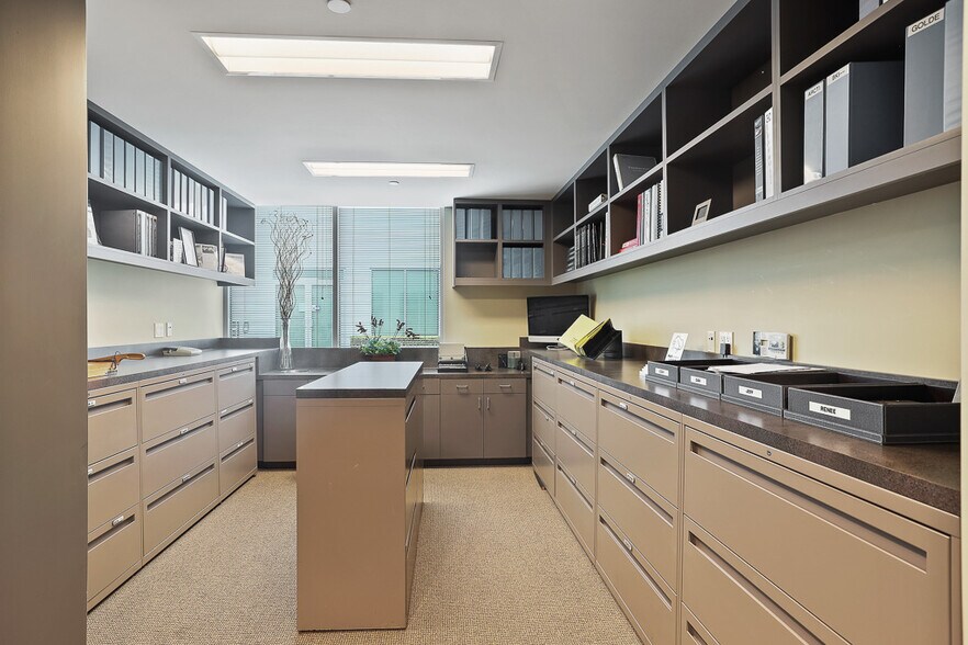 More Photos Of 9661 Irvine Center Dr, Irvine Loft Creative Space For Lease