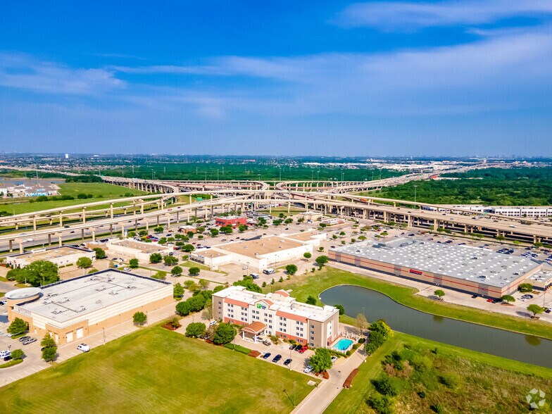 More Photos Of 780 E Vista Ridge Mall Dr, Lewisville Hotel For Sale