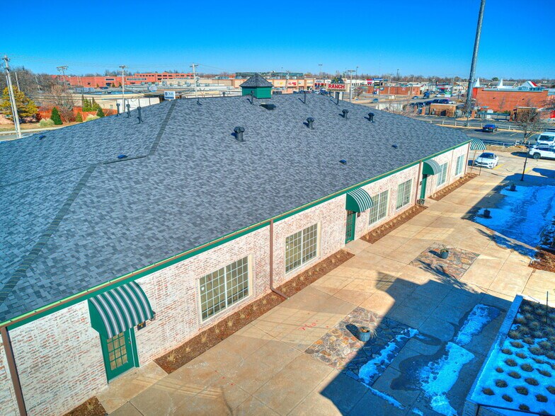 More Photos Of 3100 W Britton Rd, Oklahoma City Medical For Lease
