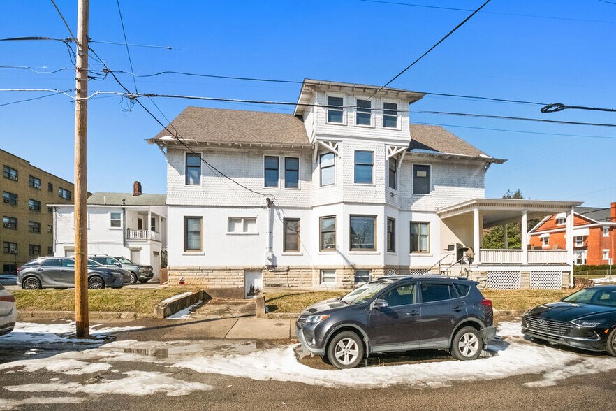 More Photos Of 1337 Virginia St, Charleston Office For Sale