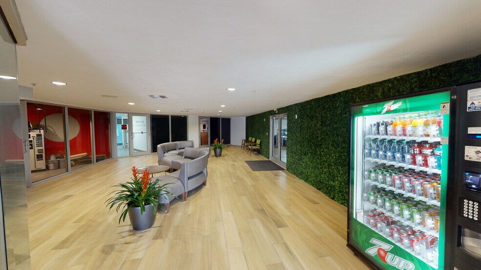 More Photos Of 5966 S Dixie Hwy, South Miami Loft Creative Space For Lease