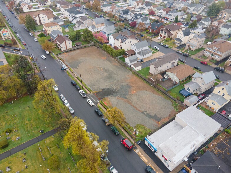 More Photos Of 571-577 New York Ave, Lyndhurst Land For Sale