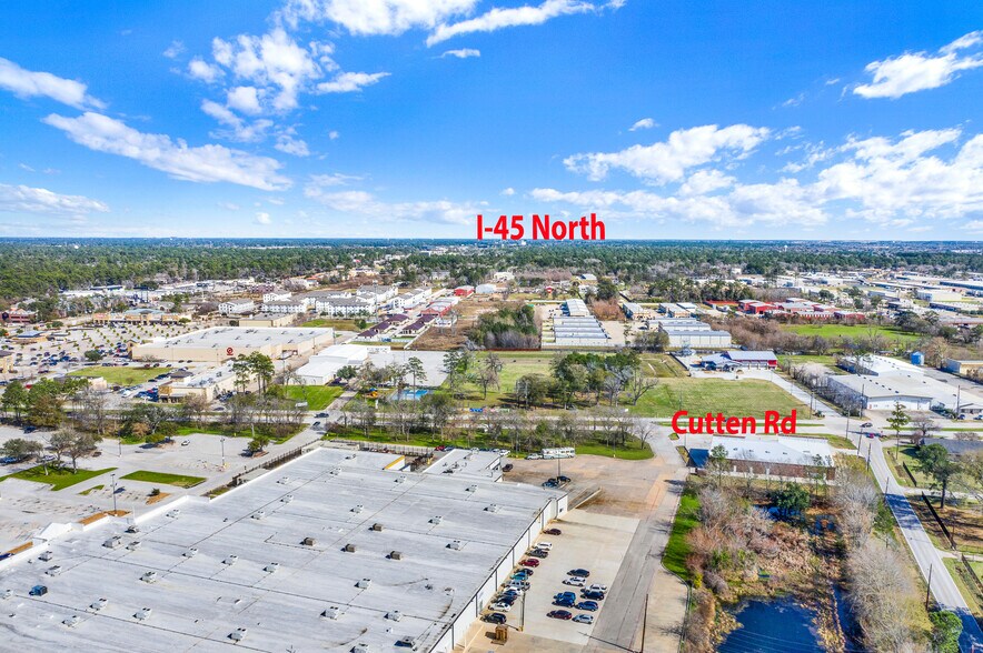 More Photos Of 12802 Willow Centre Dr, Houston Office For Sale