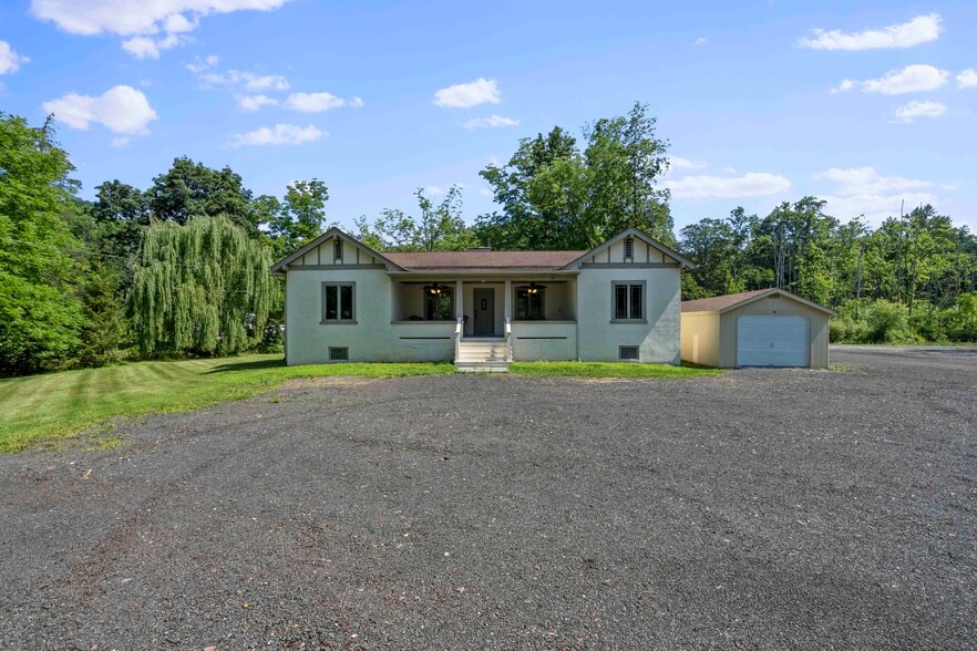 More Photos Of 490 Rt 46 Rd, Belvidere Light Distribution For Sale