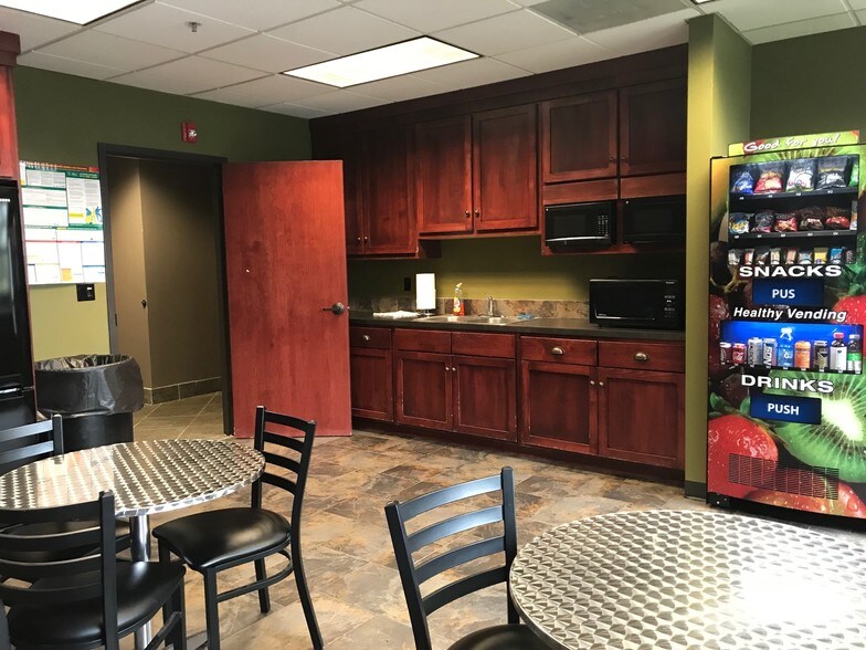 More Photos Of 14300 SE First St, Vancouver Office For Lease