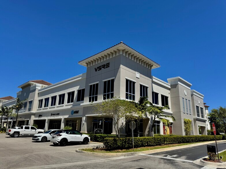 More Photos Of 15121-15175 NW 67th Ave, Miami Lakes Office For Lease