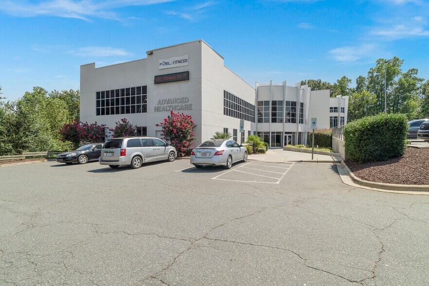 Primary Photo Of 191 W Plaza Dr, Mooresville Storefront Retail Office For Lease