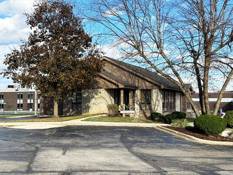 More Photos Of 1 Logan St, Peru Medical For Lease