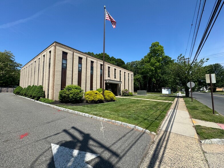 More Photos Of 1510 Park Ave, South Plainfield Medical For Lease