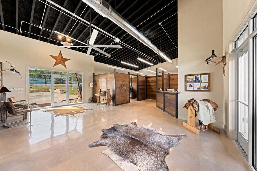 More Photos Of 609 FM 289, Comfort Office For Sale