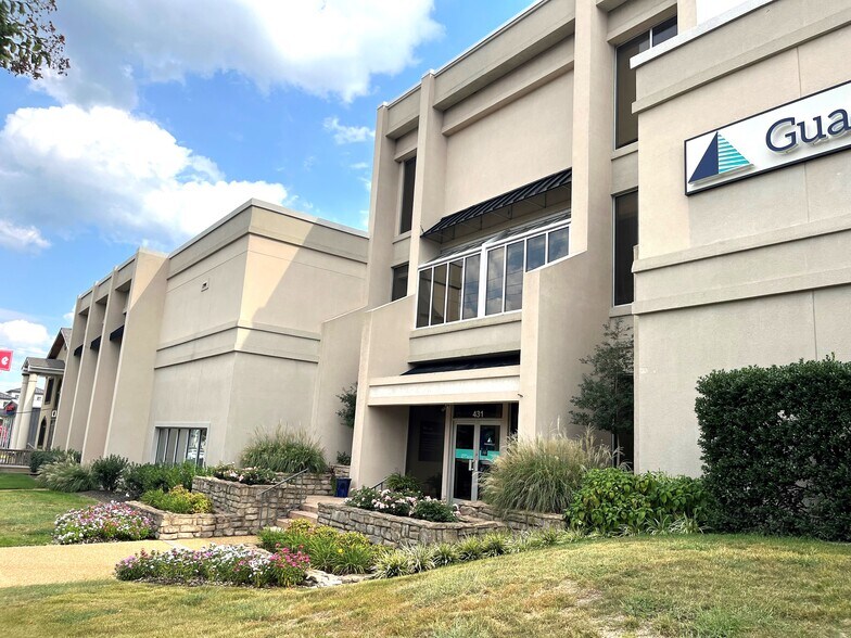 More Photos Of 431 W Main St, Tupelo Office For Lease