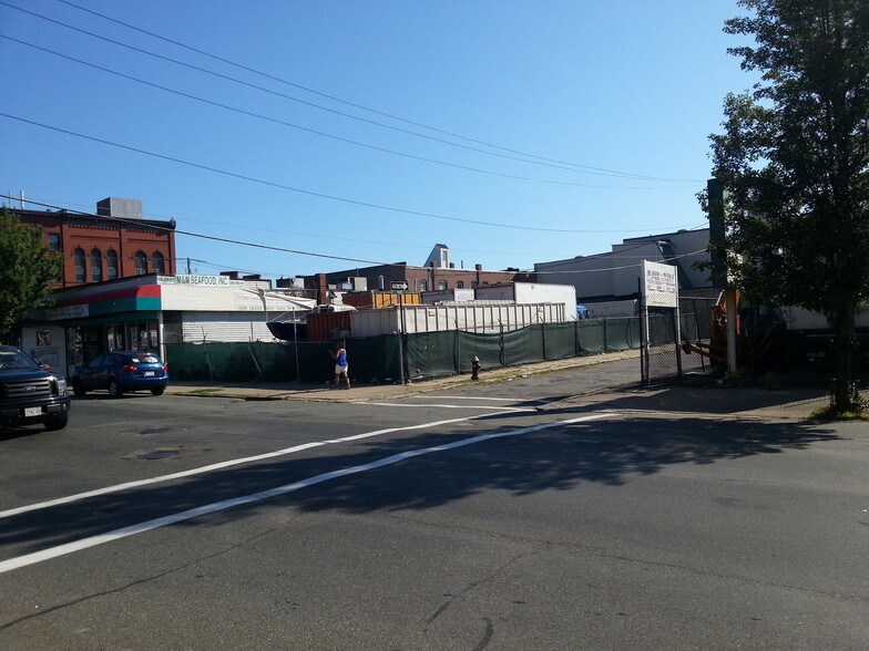 More Photos Of 1109 Montello St, Brockton Warehouse For Sale