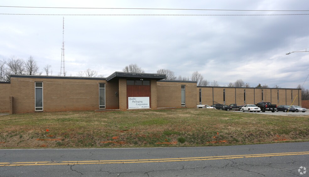 Primary Photo Of 1604 Prospect St, High Point Manufacturing For Lease