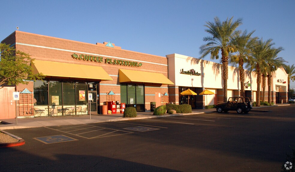 15151555 N Gilbert Rd, Gilbert, AZ 85234 For Lease