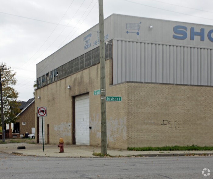 More Photos Of 6100 E Davison St, Hamtramck Warehouse For Sale