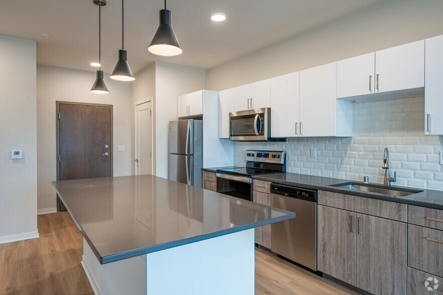 More Photos Of 2974 Ochalla Dr, Fitchburg Apartments For Lease