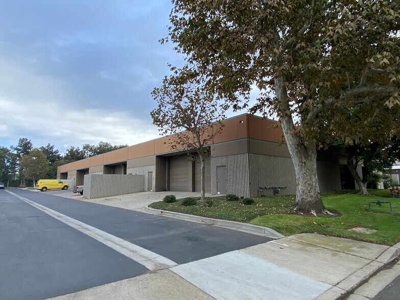 More Photos Of 4053 Calle Tesoro, Camarillo Warehouse For Lease