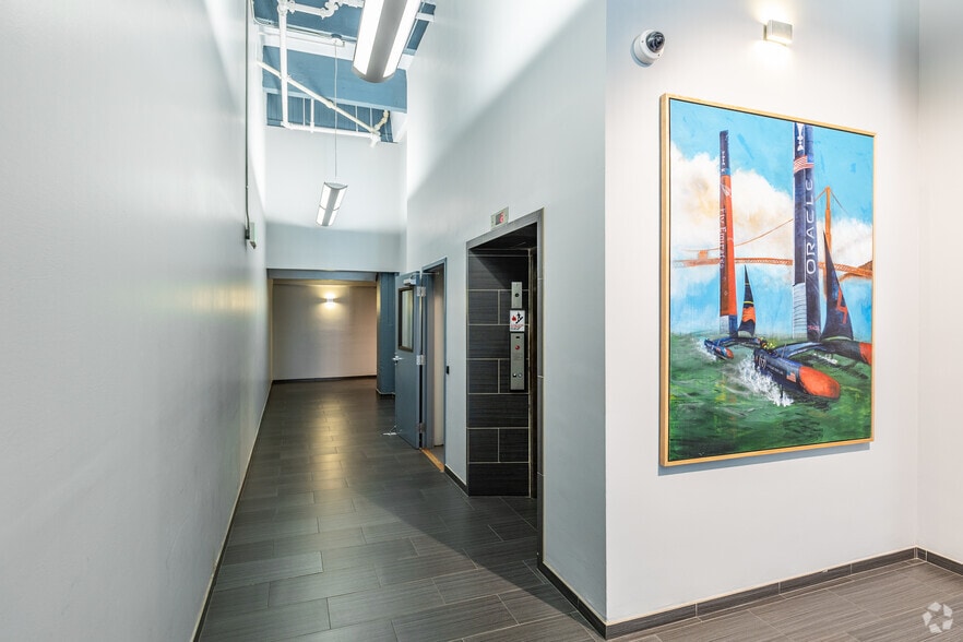 More Photos Of 986 Mission St, San Francisco Office For Lease