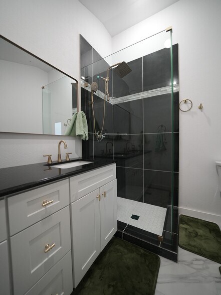 More Photos Of 550 County Road 297, Gainesville Specialty For Sale