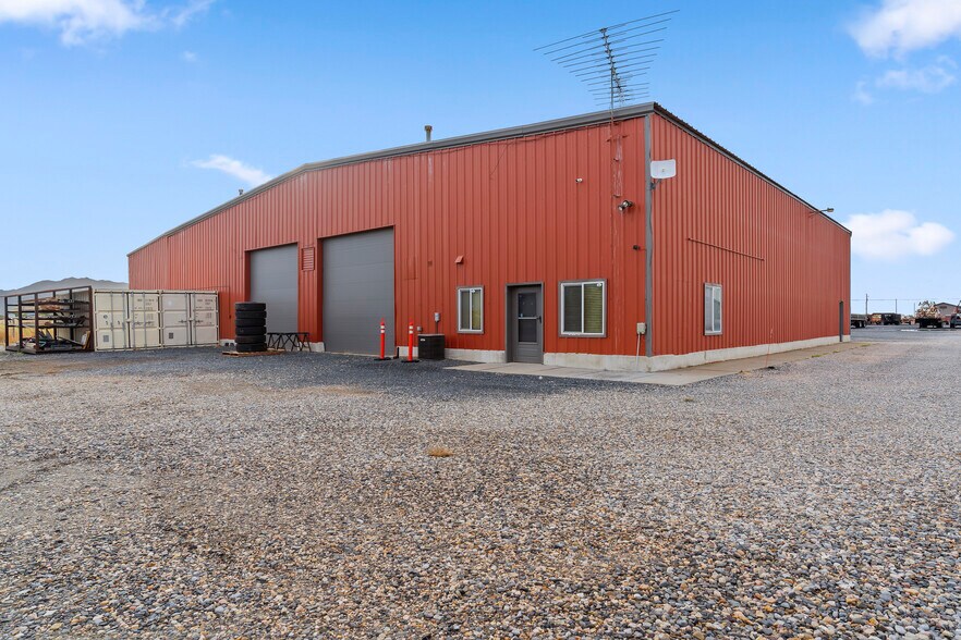 More Photos Of 7718 W 900 S, Ogden Warehouse For Lease