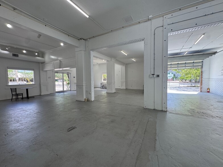 More Photos Of 700 W Las Olas Blvd, Fort Lauderdale Freestanding For Lease