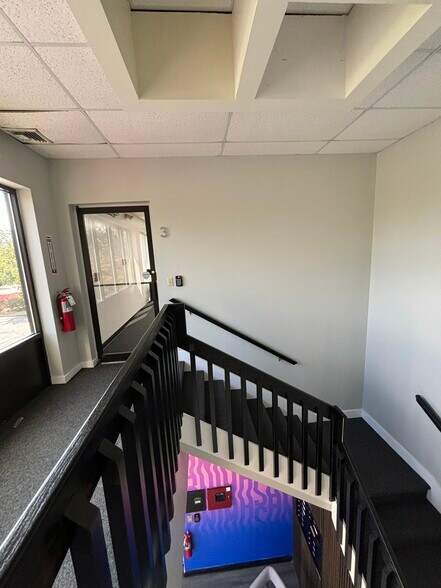 More Photos Of 120 Amaral St, East Providence Office For Lease