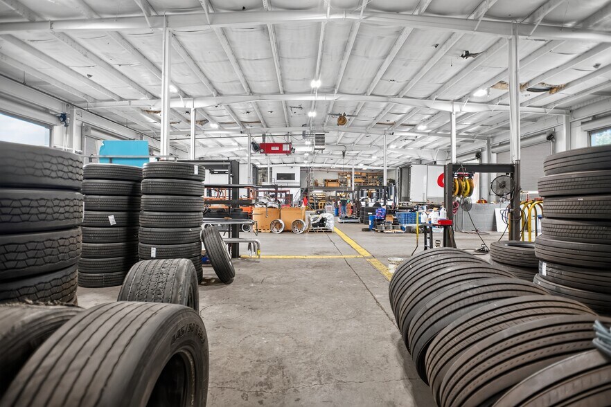 More Photos Of 908 Eastern Star Road Ext, Kingsport Distribution For Lease