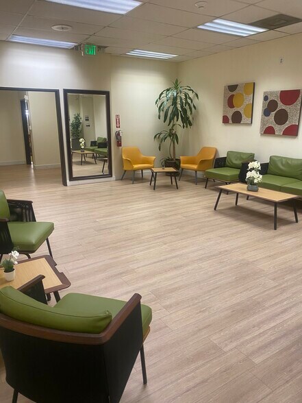 More Photos Of 2677 Zoe Ave, Huntington Park Loft Creative Space For Lease