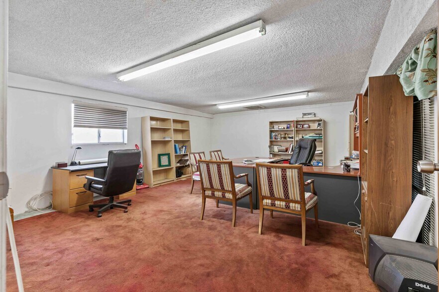 More Photos Of 979 S La Brea Ave, Inglewood Freestanding For Sale