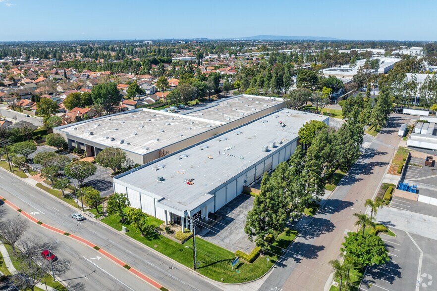 More Photos Of 13758-13760 Midway St, Cerritos Warehouse For Lease