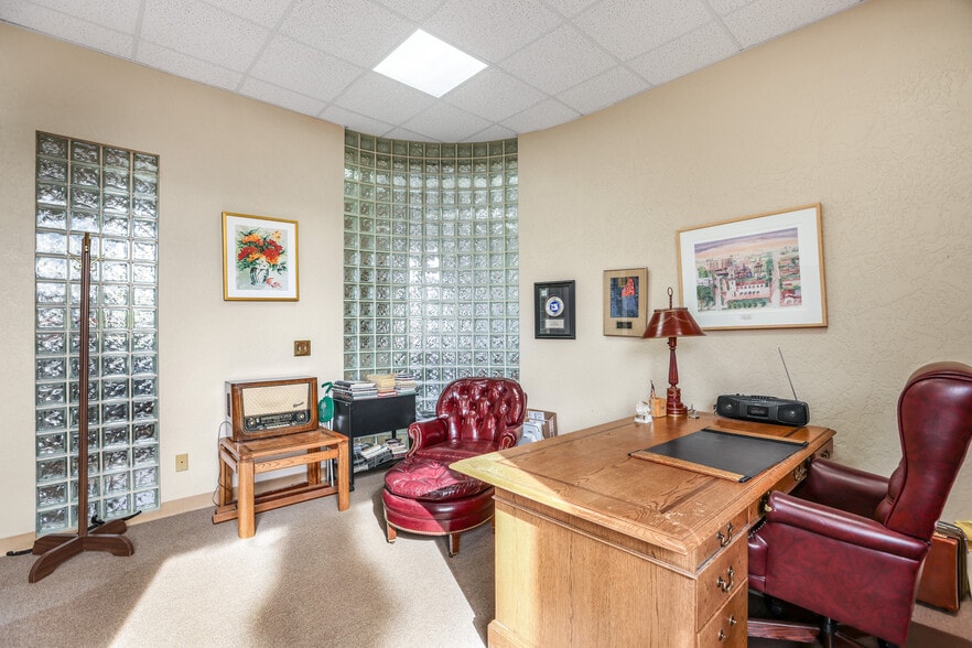 More Photos Of 2100 E Tahquitz Canyon Way, Palm Springs Medical For Lease