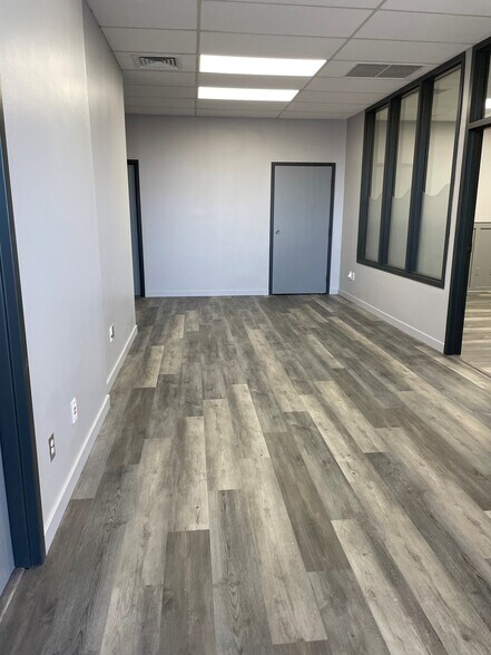More Photos Of 321 Beech St, Moses Lake Office For Lease