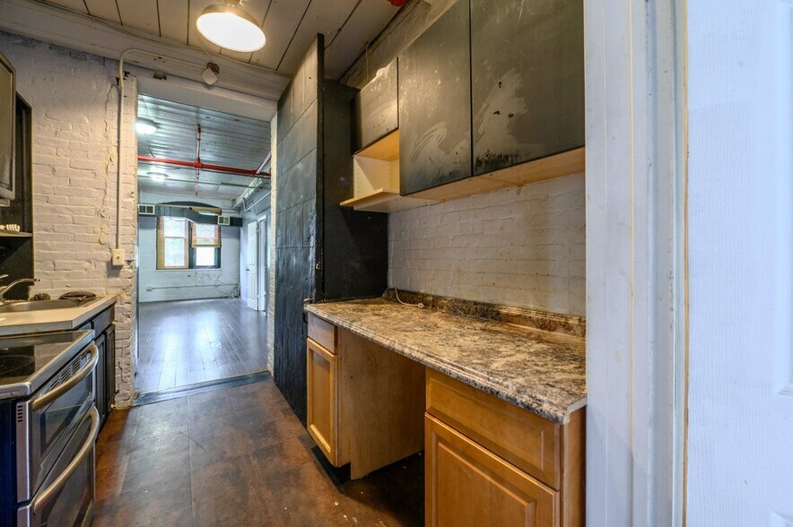 More Photos Of 464 Pratt Street Ext, Meriden Apartments For Sale