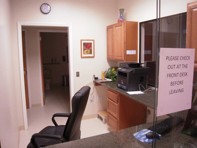 More Photos Of 3610 N Roxboro St, Durham Office For Sale