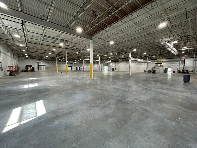 More Photos Of 92 County Line Rd, Colmar Manufacturing For Lease