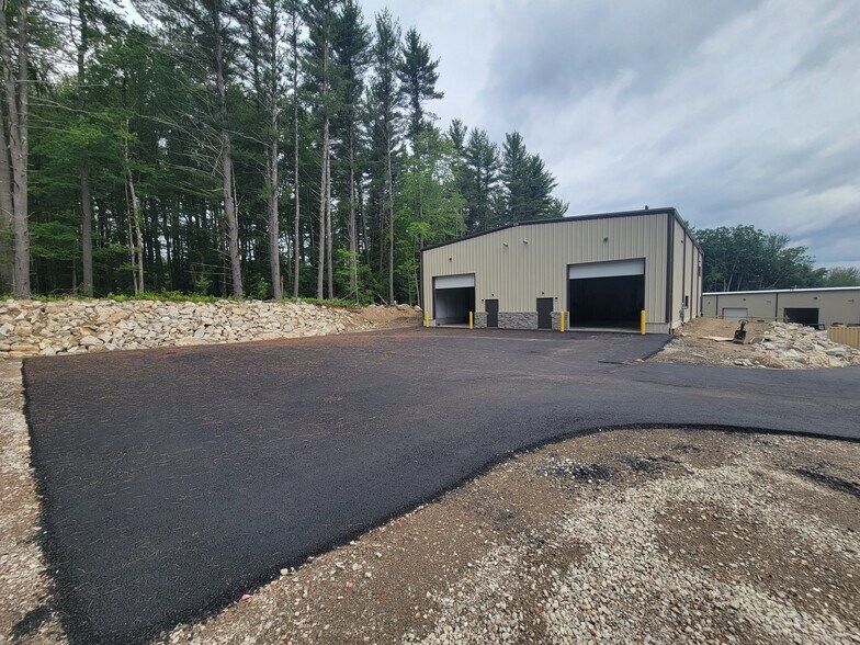 More Photos Of 50 Old Tyng Rd, Tyngsborough Warehouse For Sale