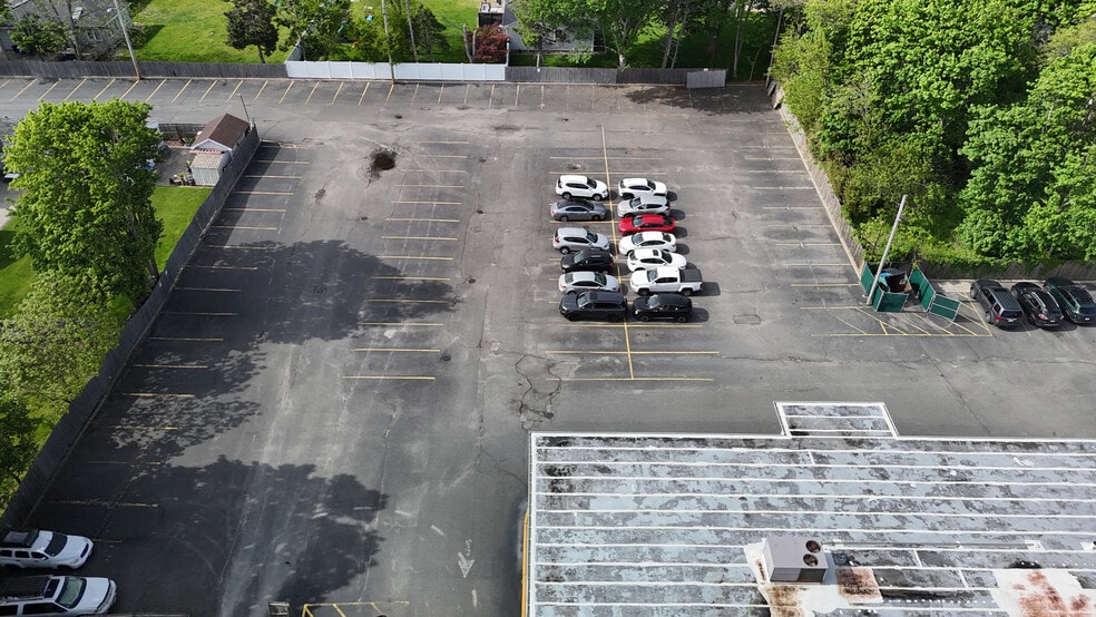 More Photos Of 475 E Main St, Patchogue Medical For Sale