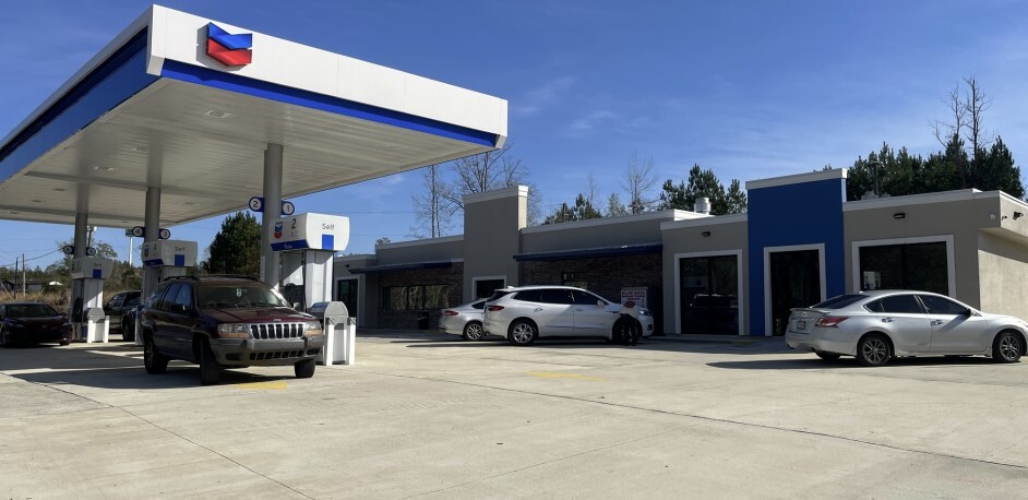 Primary Photo Of 5646 State Highway 44, Guin Convenience Store For Sale