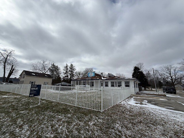 More Photos Of 41 Ridge Street, Port Sanilac Storefront Retail Office For Sale