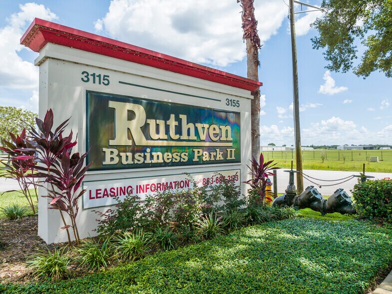 More Photos Of 3135 Drane Field Rd, Lakeland Warehouse For Lease